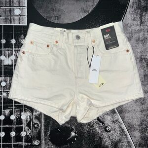 NWT Levi’s 501 Shorts